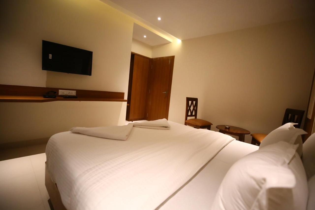 Hotel Dream Residency نافي مومباي المظهر الخارجي الصورة