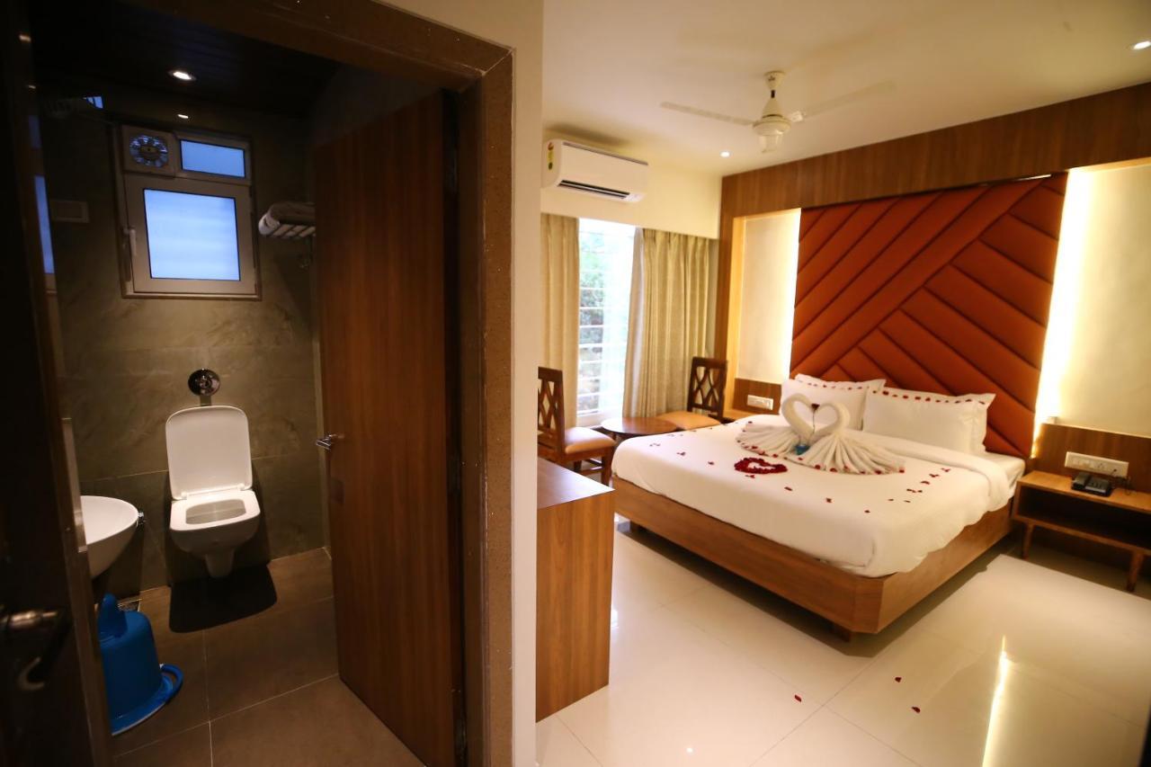 Hotel Dream Residency نافي مومباي المظهر الخارجي الصورة