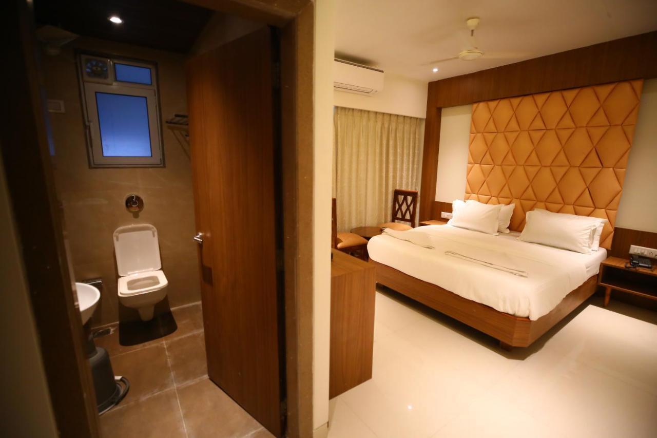 Hotel Dream Residency نافي مومباي المظهر الخارجي الصورة